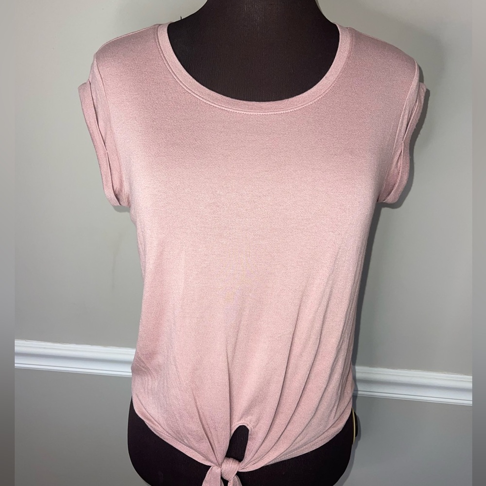Pink Rose Women’s Sz Small Shirt Ties in Front Pink